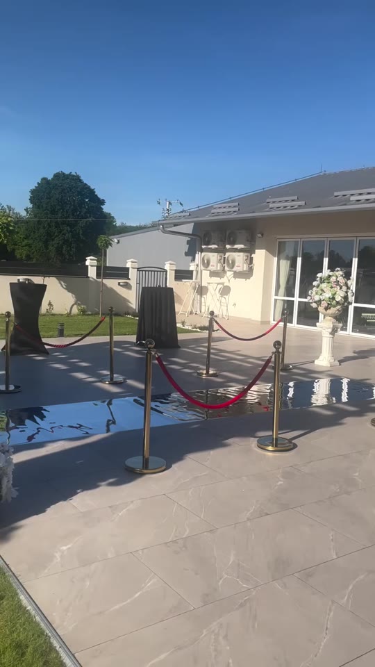 Velika letnja bašta na otvorenom